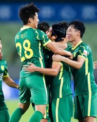 开运体育手机APP下载-蒙哥马利刚来国安带队冬训，就迎来久违强援复出，曾效力过葡超