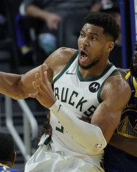 开运体育官方网站-字母哥交易会拖到休赛期？巴特勒受伤，库里谈自己的未来|吉米·巴特勒|勇士|吉安尼斯·安特托孔波|库明加|斯蒂芬·库里_新浪体育_新浪新闻