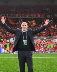 开运体育官方网站-让海港越来越有横滨味道 穆斯卡特：坚持收到成效！